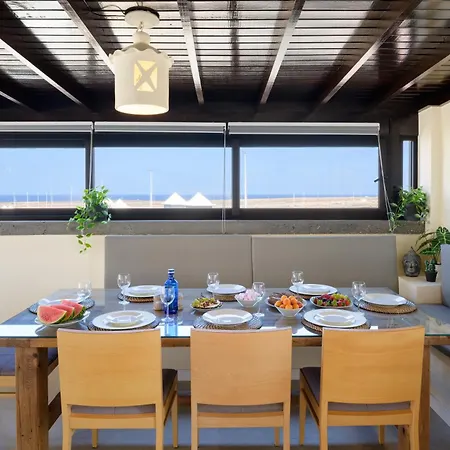 Hipoclub Villas, Alisios Яйса